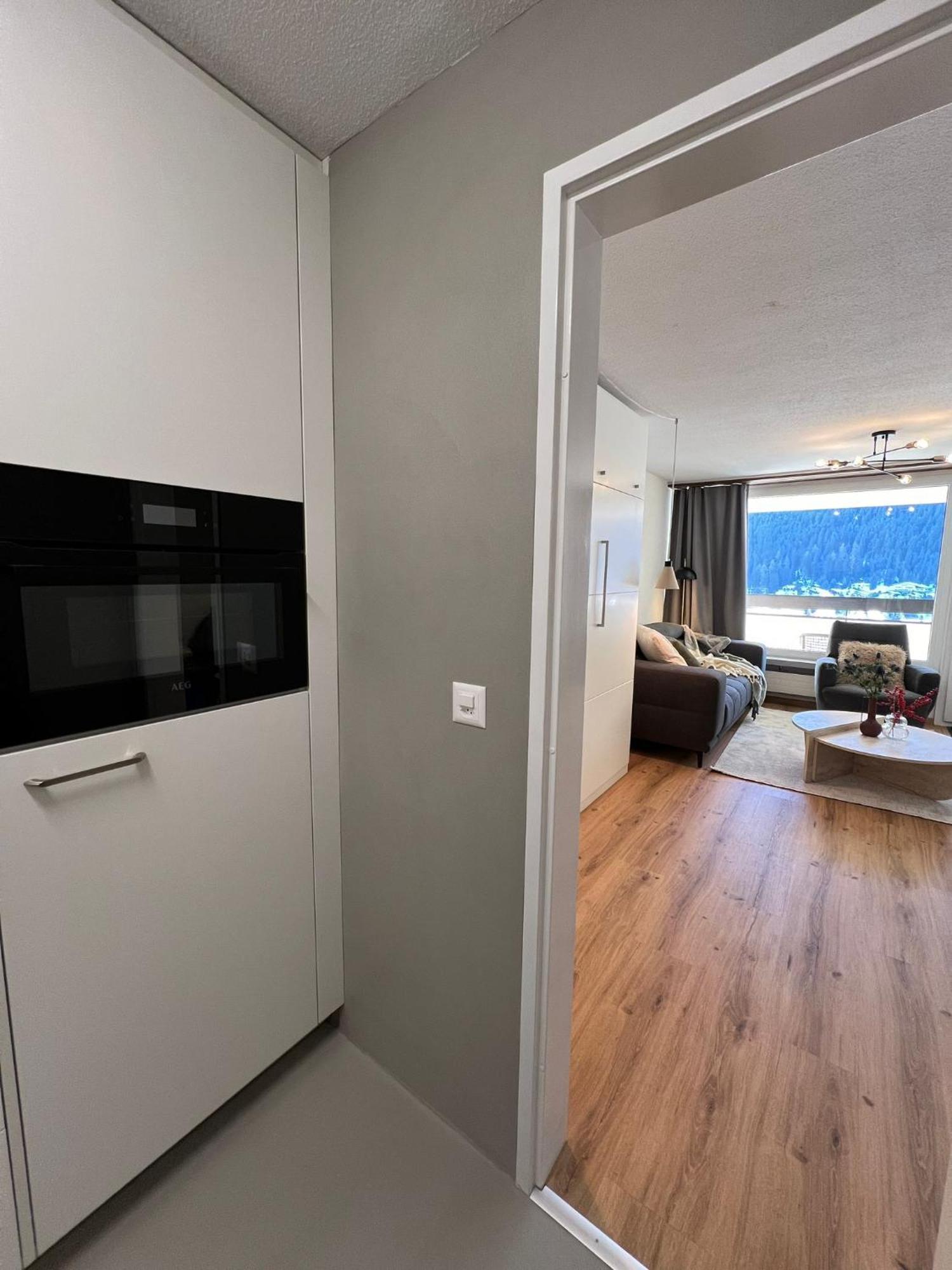 New Renovated Apartment In Center Of ダヴォス・プラッツ エクステリア 写真