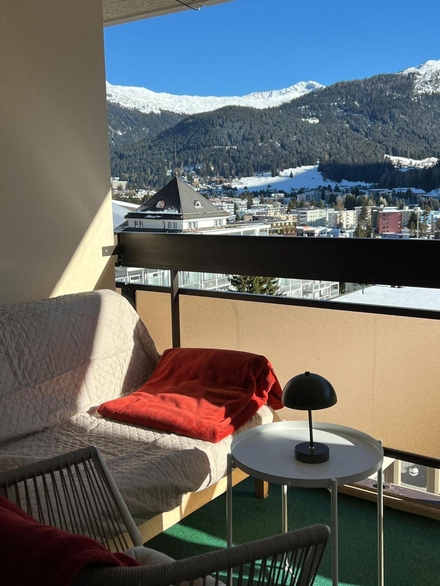 New Renovated Apartment In Center Of ダヴォス・プラッツ エクステリア 写真