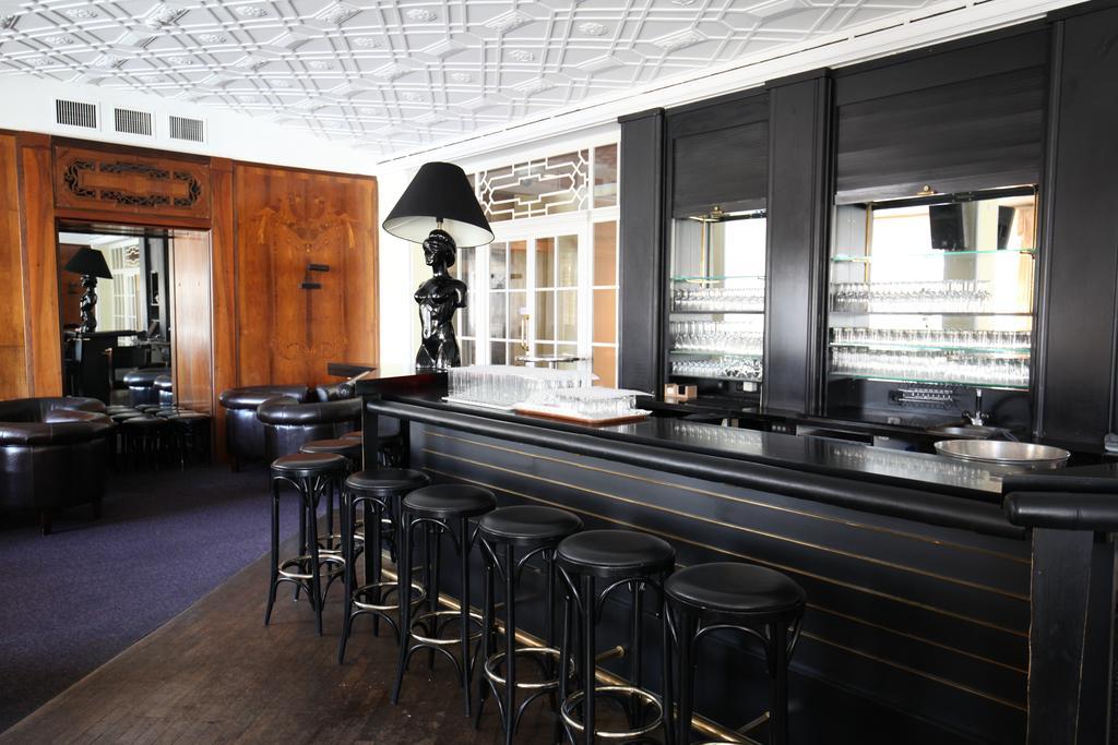 New Renovated Apartment In Center Of ダヴォス・プラッツ エクステリア 写真