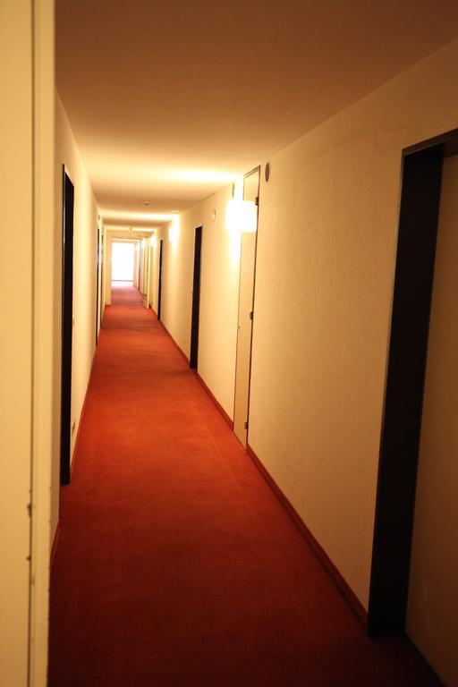 New Renovated Apartment In Center Of ダヴォス・プラッツ エクステリア 写真